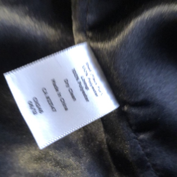 Gorgeous Talbots fur vest. - Picture 6 of 6